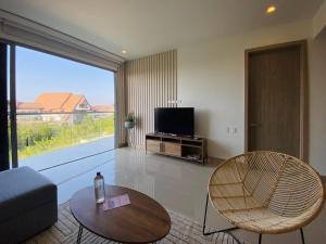 Ocean View, Airport Pickup, Morros ECO