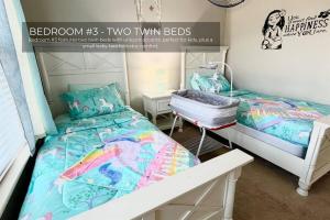 Spacious 4-Bedroom Family Retreat Near Disneyland!