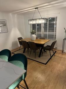 Lux 2 Bedroom Ground Floor Apartment