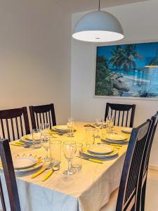 Apartamento Clean com Vista para a Praia do Forte - Cabo Frio