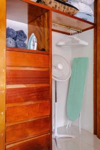 Espacioso con oficina y internet de alta velocidad