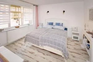 Ziegenmarktidylle im zweitältesten Haus von Röbel - Bollewick