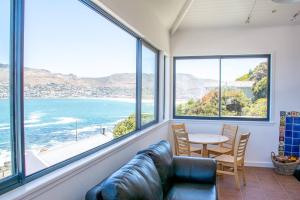 Modern Beach Apartment