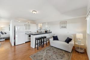 Whitney Oceanview Studio