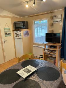 600m de la plage - Mobilhome Loka 4 personnes camping Goelands 3 étoiles