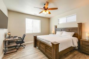 Flagstaff Getaway with Yard 4 Mi to Downtown!