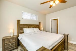 Flagstaff Getaway with Yard 4 Mi to Downtown!