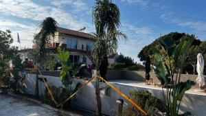 Arion Stables & Apartments