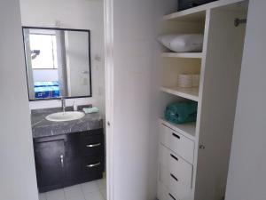 Spacious apartment located very close to WTC