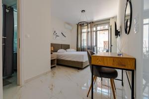 Elegant Flats in Historic Centre