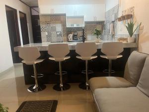 Casa Bosque GuestHouse & Car Rental - Free SJO Airport Shuttle