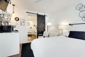 Walkable Studio on Historic Hammondsport Property! - Himrod