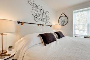 Walkable Studio on Historic Hammondsport Property!