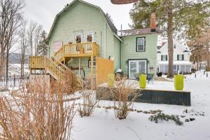 Walk to Eats Mtn-View Hammondsport Hideaway!