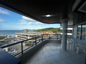 B028 - Cobertura com vista para o mar em Bombinhas