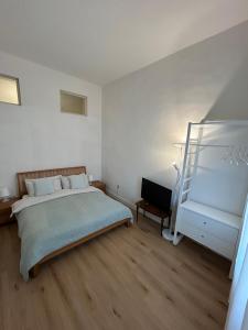 Ripa Grande Apartment