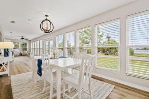 Spacious Audubon Home in Colony Cove w Water Views