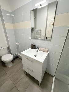 Appartements 1- Hypercentre,FREE Parking, Clim, wifi, Netflix : photos des chambres