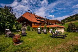 Gästehaus Holzer Kreuz- Gästezimmer Margerite für 2 Personen inkl Landfrühstück