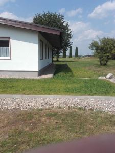 Behaglicher Bungalow für Mensch und Hund