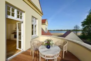 Ferienwohnung 7 mit Wasserblick, Balkon 2 Pers - Grubnow