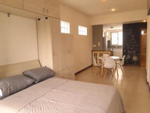 Amplio y cómodo departamento céntrico