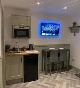 Mossfield Studio - Caol