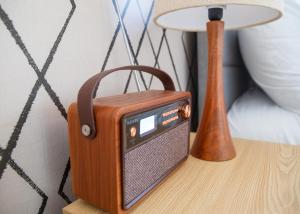 4x Bed Elegant Home with Parking