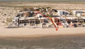 Beach Condo 7-- Sleeps 8, Pool, WiFi, AC, Security