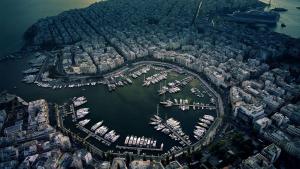 Central Piraeus port apartment