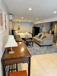 Fresh Meadow Cozy Studio - Douglaston