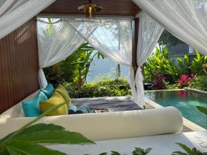The Sidemen Villa