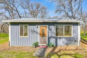 Peaceful Ranch Getaway with Deck in Red Bluff! - Red Bluff