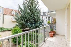 Thiais large apartment near ORLY PARIS 4 à 6 personnes