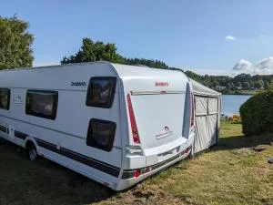 Luxuswohnwagen Zander am Kransburger See 002 - Midlum