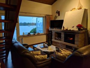 Eul A9 at the lake Comfortable holiday residence