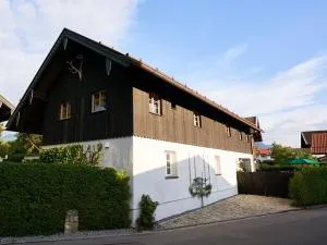 Waschhaus Grassau Comfortable holiday residence - Marquartstein