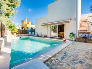 Holiday House in Alcudia with Private Pool