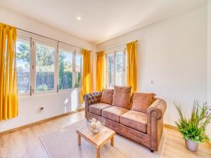 Retreat in Alcudia with lake view