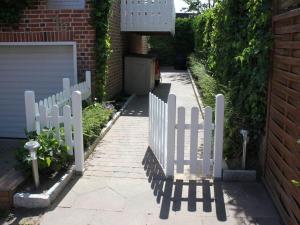 Holiday home with style Holiday apartment Rosenstraße right