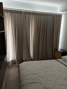 Loft Moderno Manobrista e Equipado - 2 min Shoppings