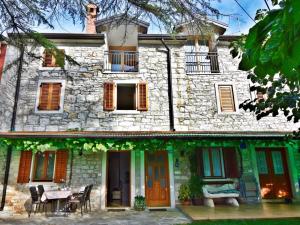 Apartments with parking space Umag - 23670