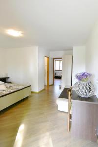 Apartments with parking space Umag - 23670