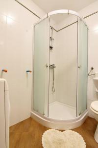 Apartments with parking space Umag - 23670