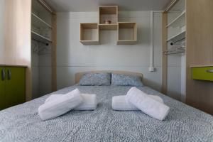 Apartments with parking space Pakostane, Biograd - 23865