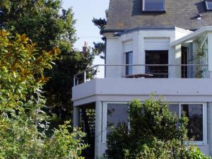 Appartements Villa in Port Blanc with Sea View : photos des chambres