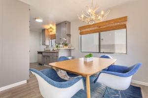 3BR Townhouse in Prime Manhattan Beach Location