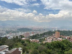 Apartamento alto de palmas - Апартаменты/квартиры, Медельин
