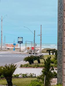 Excelente apto à beira-mar, ao lado BaliHai Atl