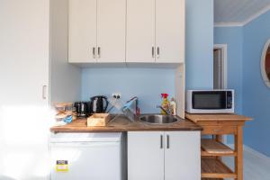 Cosy, historical & affordable one bedroom apartment, 5kms from Castlemaine, 2 kms from the Calder